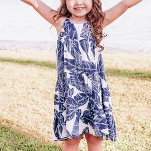Cinnamon Girl Hawaii girls sun dress - Banana Leaf Print size 7-8